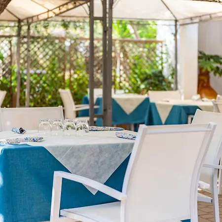 Campsite Happy Camp Mobile Homes In Porto Cesareo