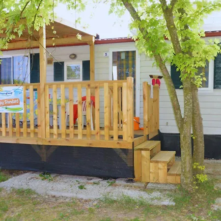 Happy Camp Mobile Homes In Campsite *
