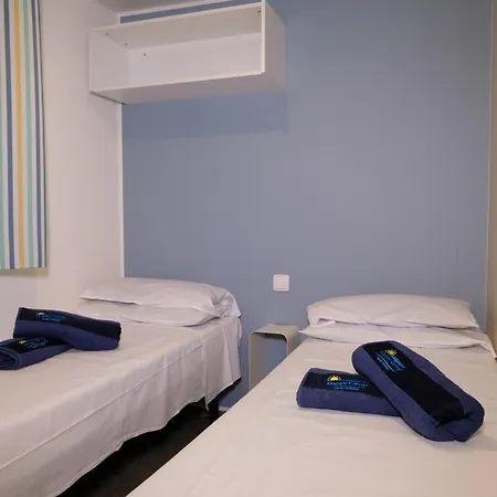 Campsite Happy Camp Mobile Homes In Porto Cesareo