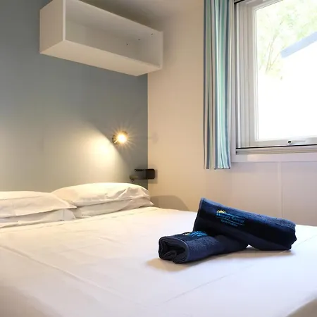 Happy Camp Mobile Homes In * Porto Cesareo